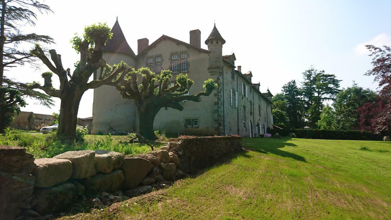 Bed and Breakfast Pierre Deluen Domaine de la Grange de Quaire à Chassenon Extérieur photo