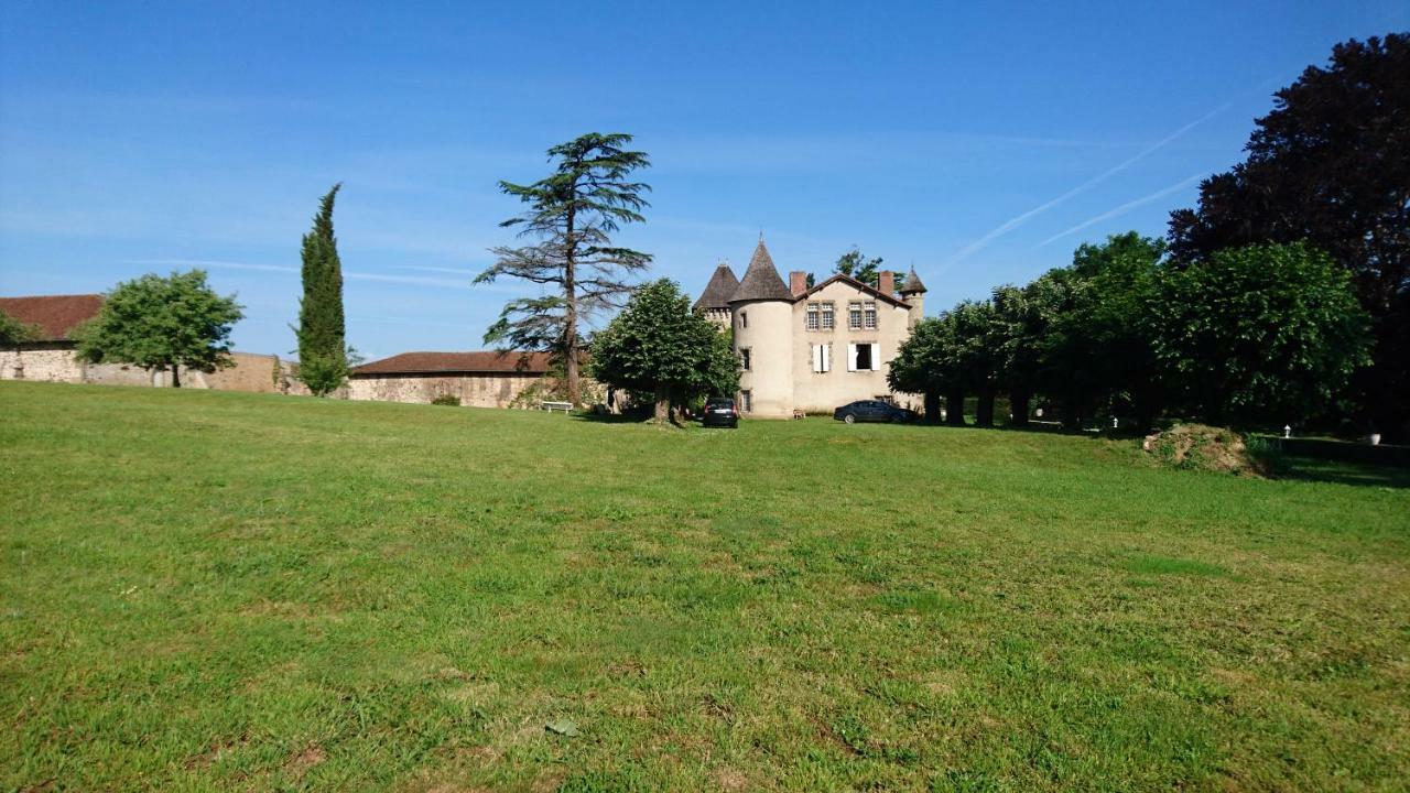 Bed and Breakfast Pierre Deluen Domaine de la Grange de Quaire à Chassenon Extérieur photo